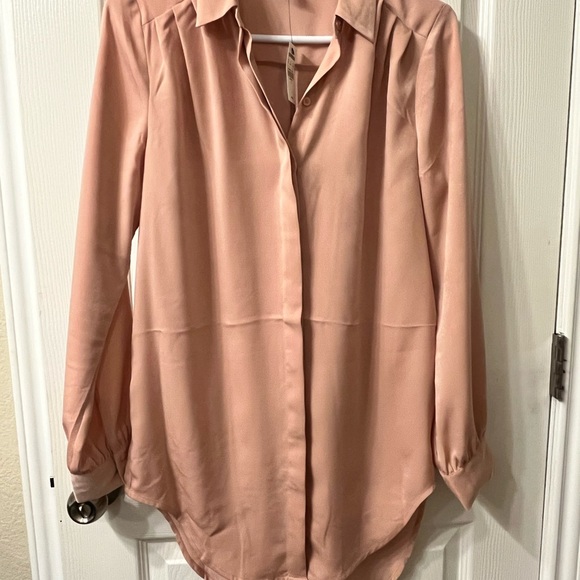 New 100%polyester blouse beautiful rose gold - Picture 6 of 6